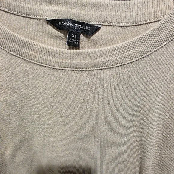 Banana Republic Women's Beige T-Shirt - Picture 4 of 5